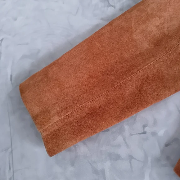 Bernardo Women's Suede Tailored Blazer Jacket in Burnt Orange - Picture 8 of 11